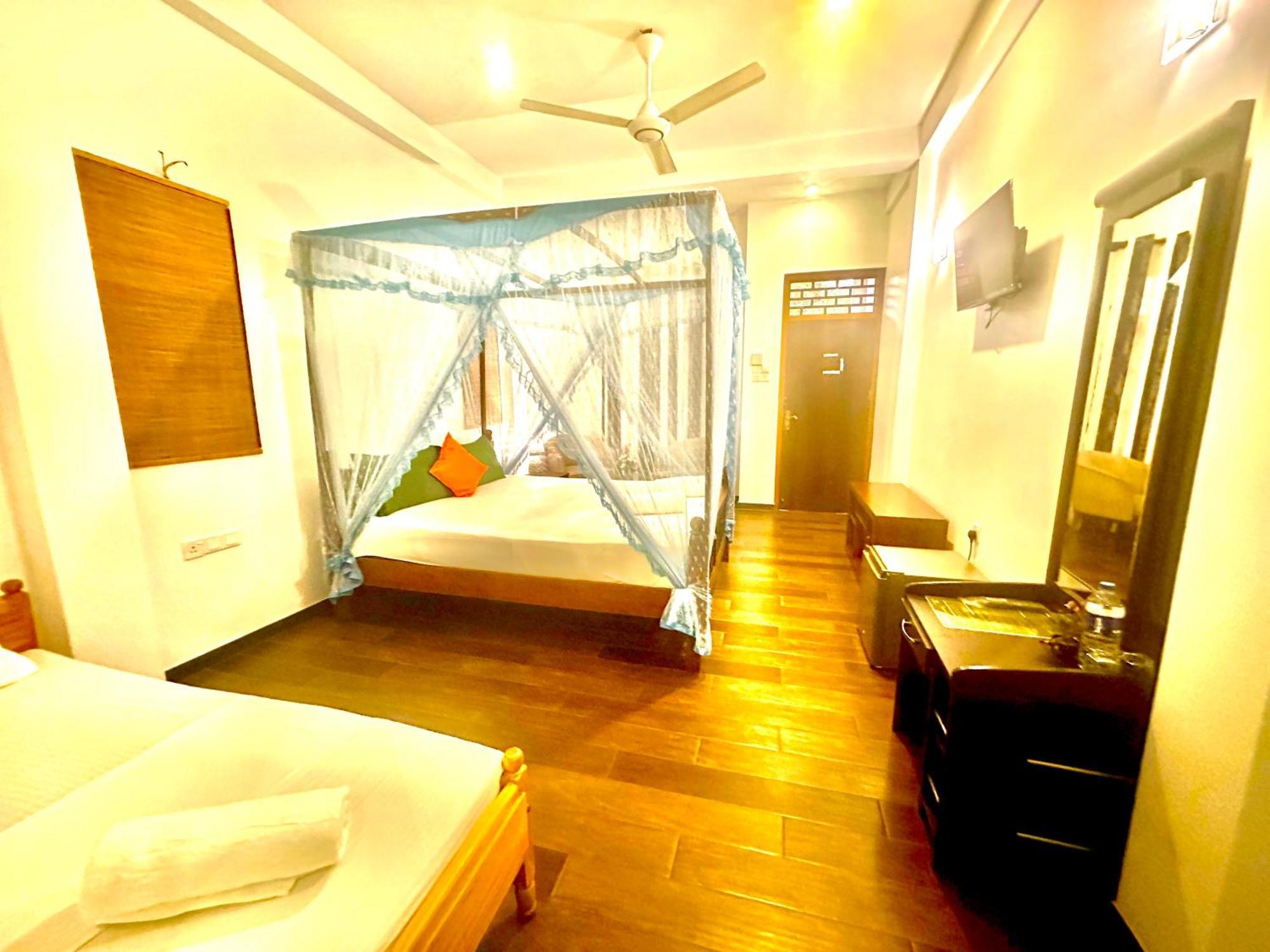 St Claire'S Green Negombo Hotel & Hostels Luaran gambar